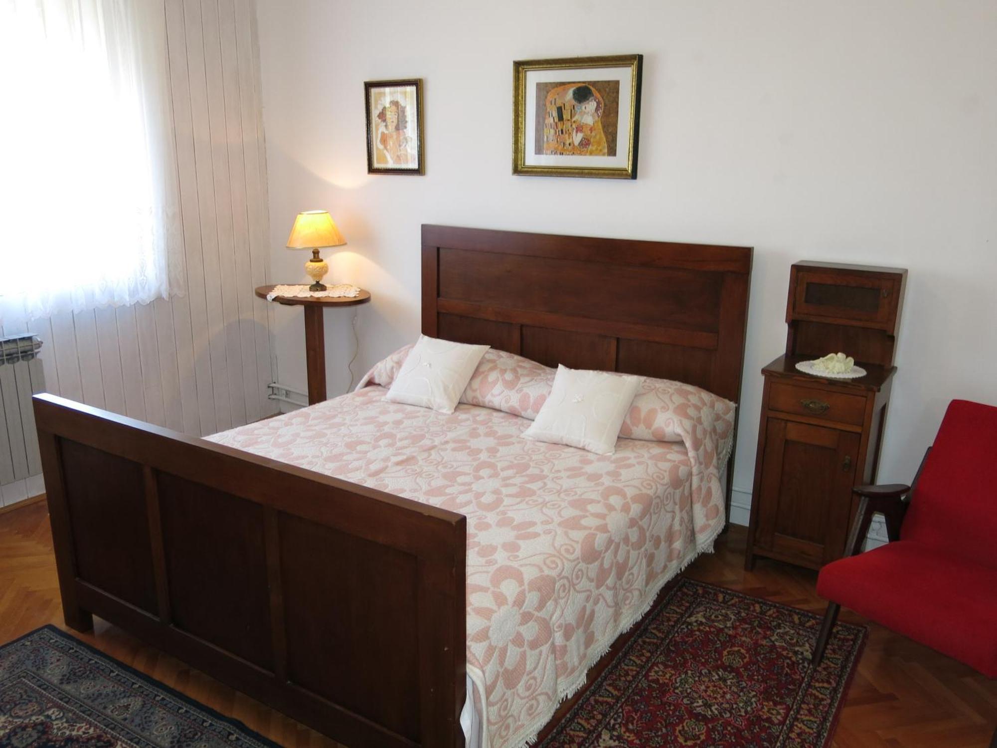Apartments Coce Трогир Екстериор снимка