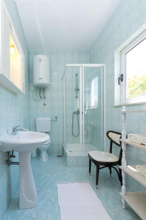 Apartments Coce Трогир Екстериор снимка