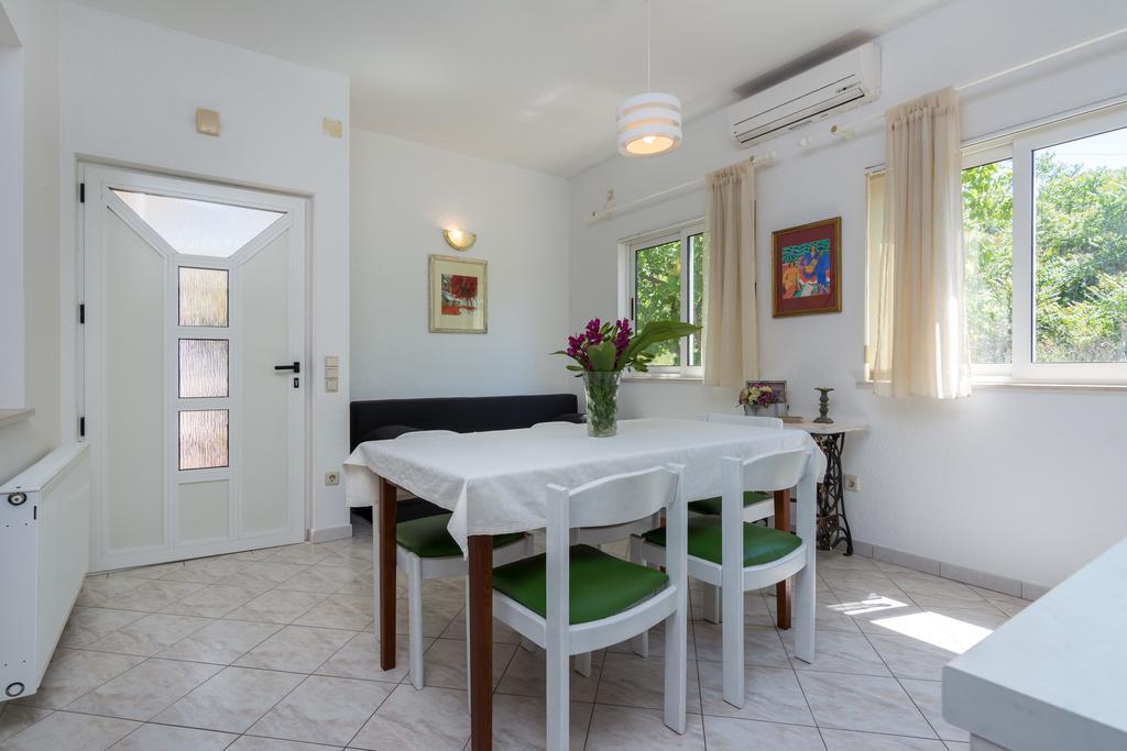 Apartments Coce Трогир Екстериор снимка